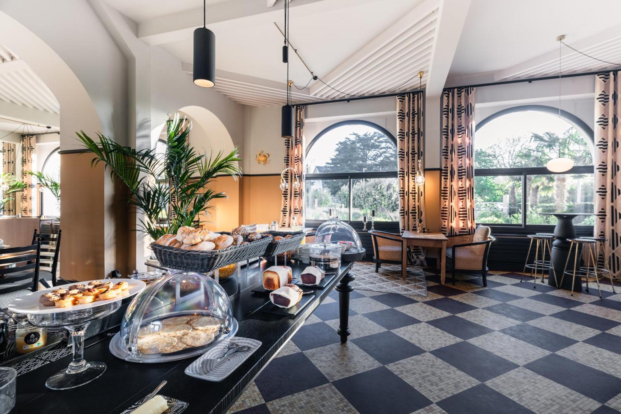 Hotel De Diane Sables-dʼOr-les-Pins Εξωτερικό φωτογραφία