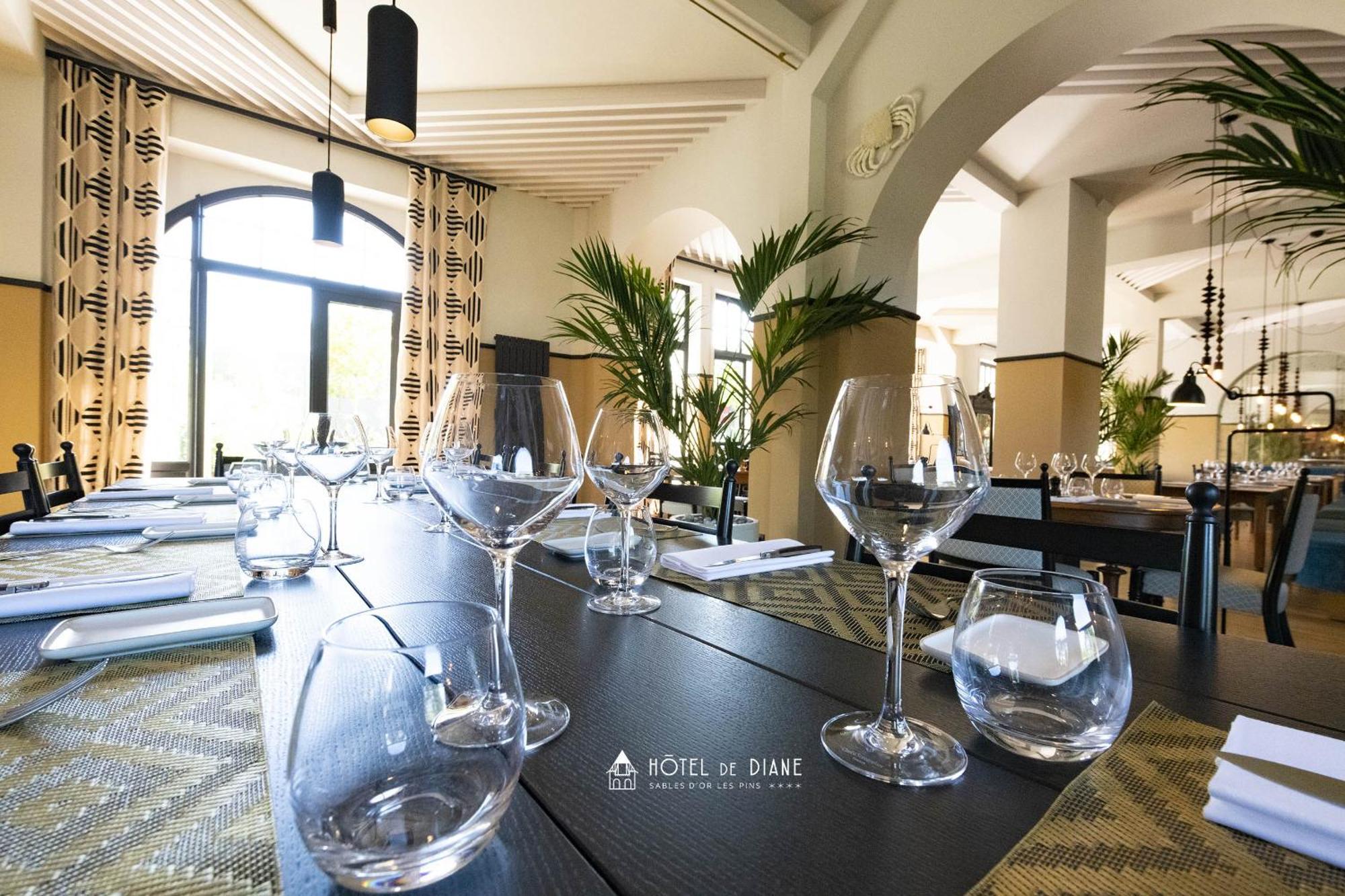 Hotel De Diane Sables-dʼOr-les-Pins Εξωτερικό φωτογραφία